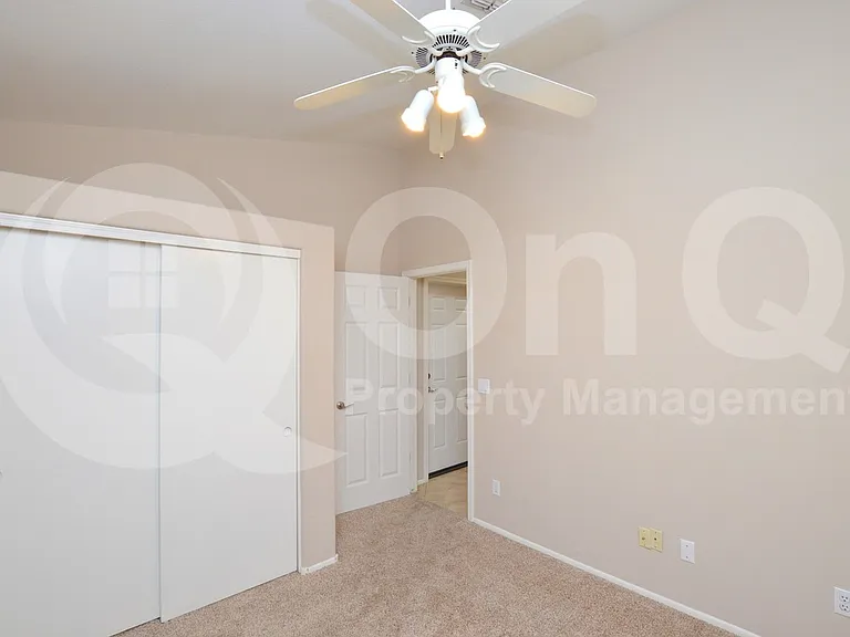 4734 E Charleston Ave — Photo 15