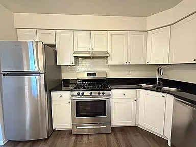 197 Gregory St #13 — Photo 12