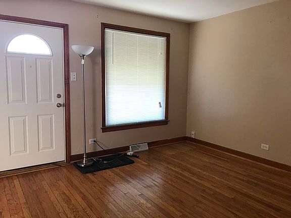 2nd image of 11315 S Avenue M