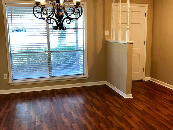 4th image of 616 Camille Dr