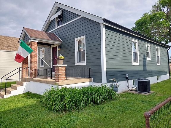 3rd image of 5316 Shaw Ave
