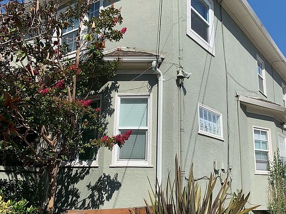 4th image of 1519-1521 Harmon St #1519