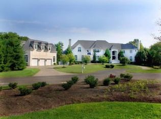 40 Landing Ct, Moorestown, NJ 08057