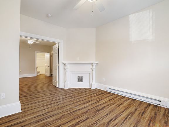4th image of 1309 Washington St #A