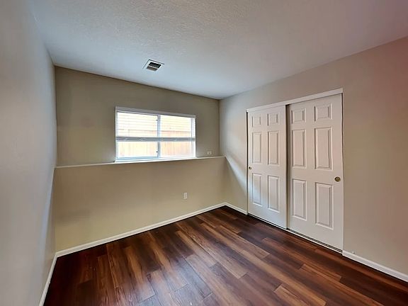 4th image of 4891 N Silverlace Dr
