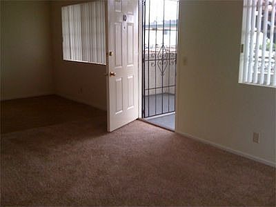 3rd image of 14006 Doty Ave APT 10