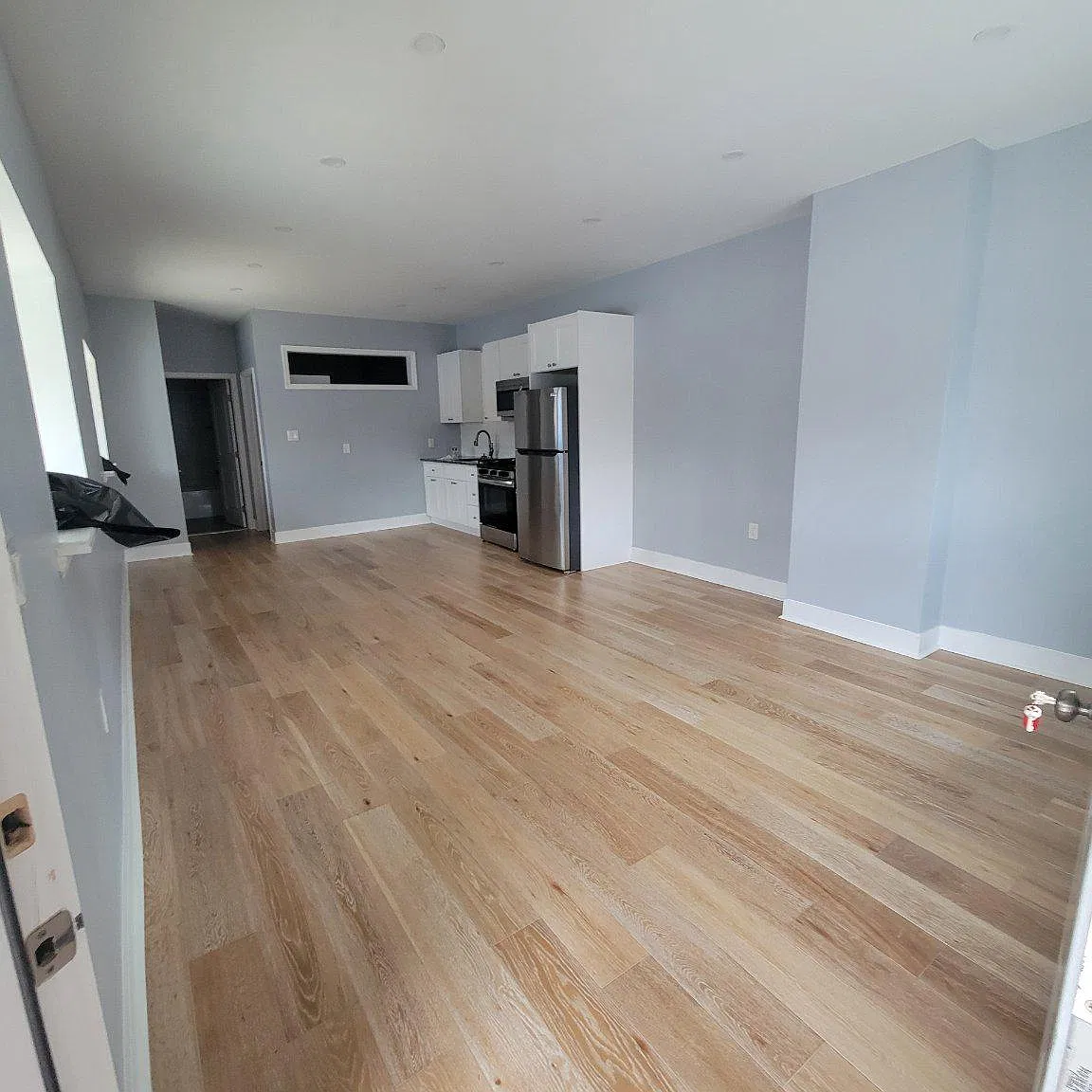 1 bed, 1.0 bath, 1904 sqft, $1,395 — Photo 2