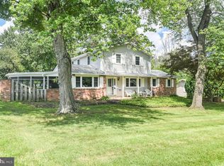 2706 Glen Dr, Wilmington, DE 19808