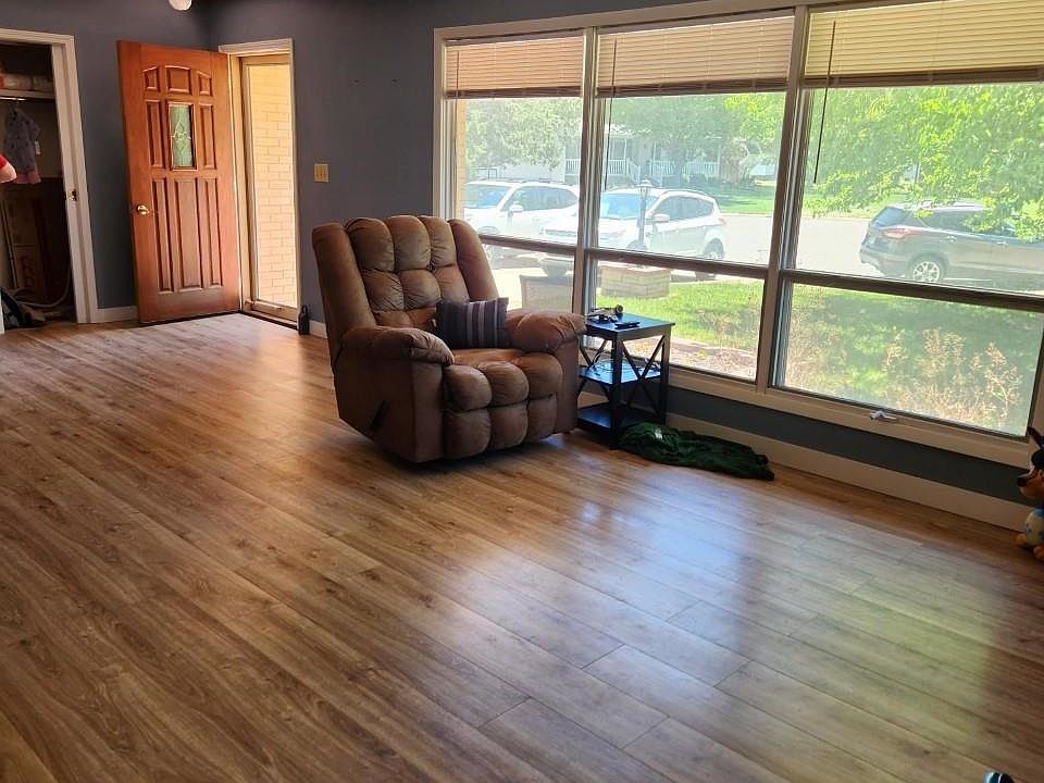 7 Leonard Ct, Newton, KS 67114 Zillow