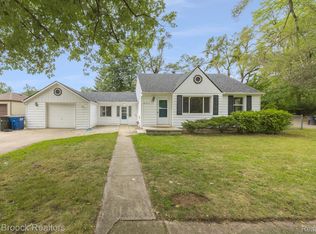 6163 N Walton St, Westland, MI 48185