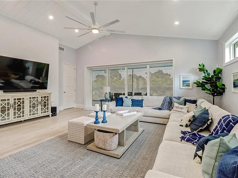 5130 Alpha Ct — Photo 11