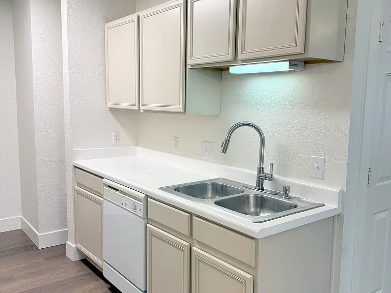 7905 Santa Catalina — Photo 5