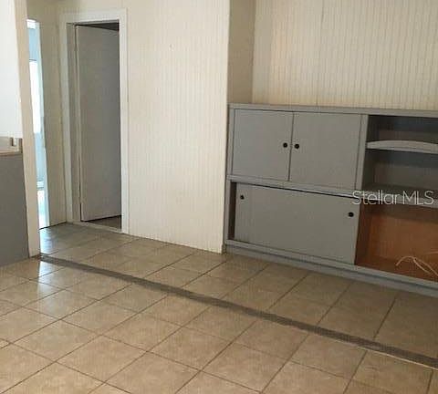 4th image of 17085 NE 36th Ave