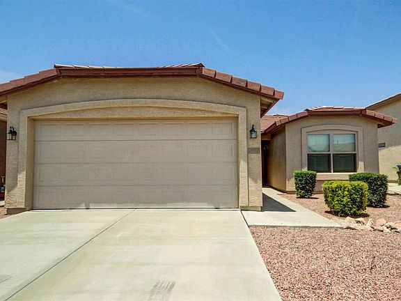 3rd image of 3026 E Palm Beach Dr