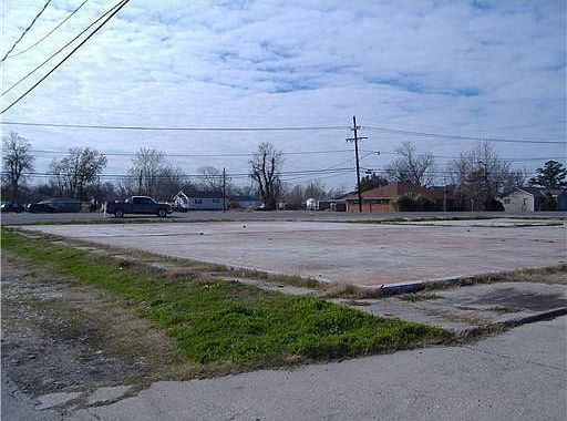 2nd image of 5629 E St Bernard Hwy