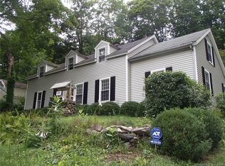 89 Church Hill Rd, Newtown, CT 06482