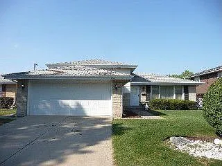 1240 E 169th St photo 1