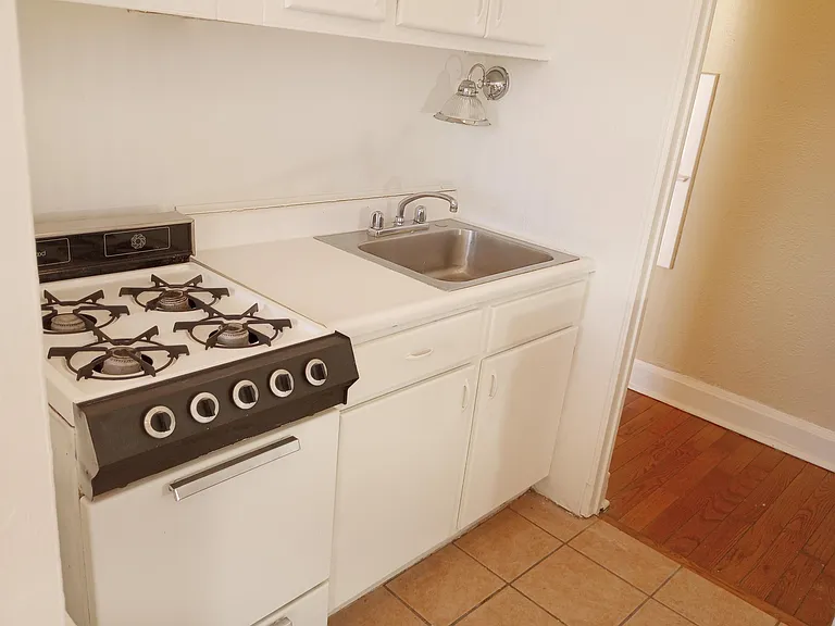 155 W River Streetsuite E #1 — Photo 7