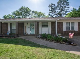 8300 Colony Ln, Fort Smith, AR 72908