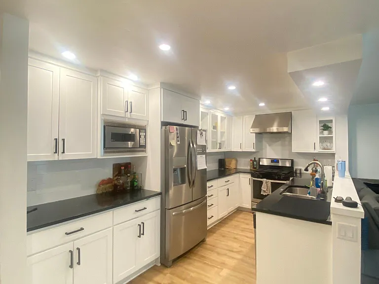 910 W Hallam St #1 — Photo 4