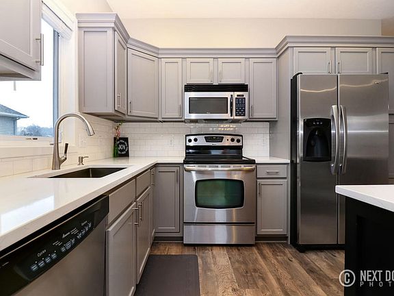 4th image of 3854 Jasper Ct