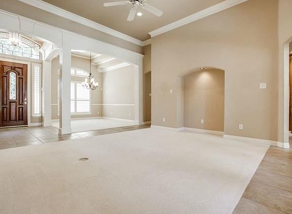 4th image of 3909 Treemont Cir