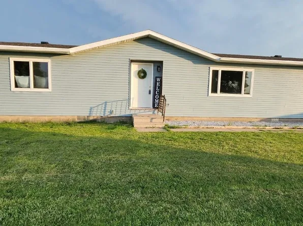 11 N Rushmore Dr, Overton, NE 68863