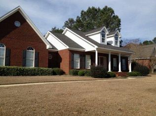 904 Edinburgh Way, Dothan, AL 36305