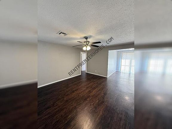 3rd image of 3938 SE 14th Pl
