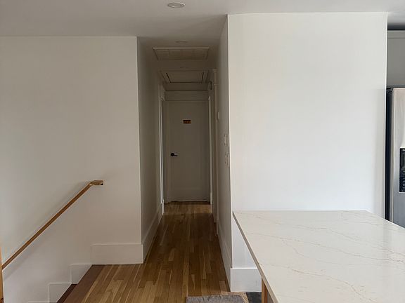 4th image of 38 Panorama Dr #1