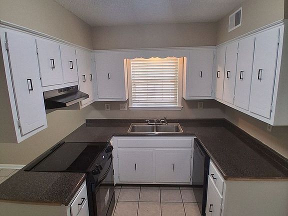 5th image of 5091 Boeingshire Dr