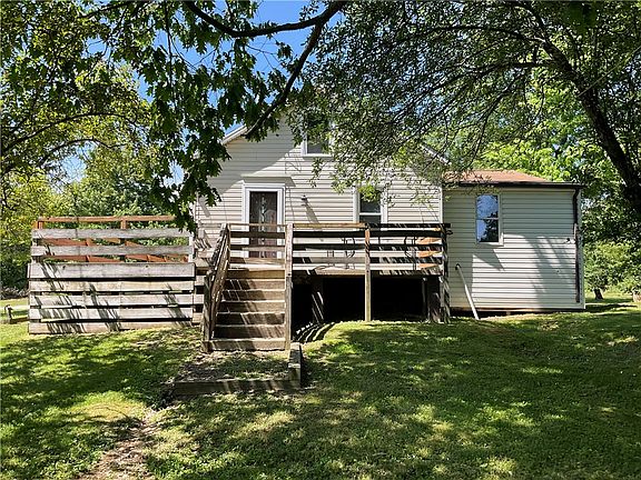 3rd image of 123 McCoy Rd