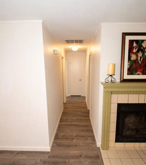 800 Oak Grove Ln — Photo 10