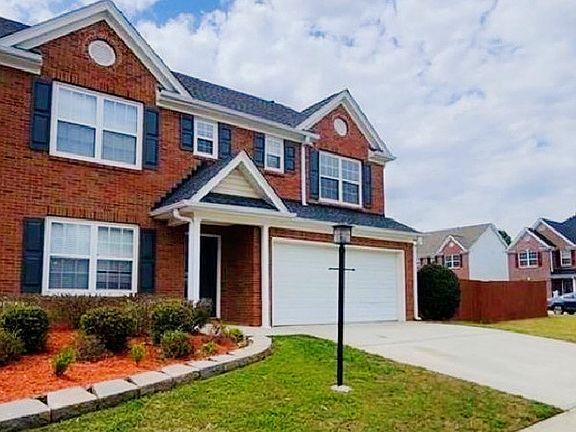 2nd image of 1133 Hawthorn Ln