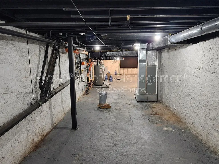 623 W Oxford St #1 — Photo 11