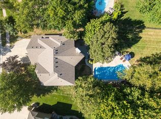 2536 SW Wintervalley Ct, Lees Summit, MO 64081
