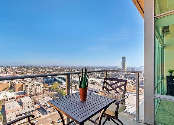 4th image of 1080 Park Blvd Unit 1807