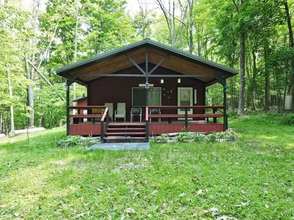 (undisclosed Address), Hinsdale, NY 14743