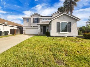 4 Niebaum Ct, Elk Grove, CA 95758