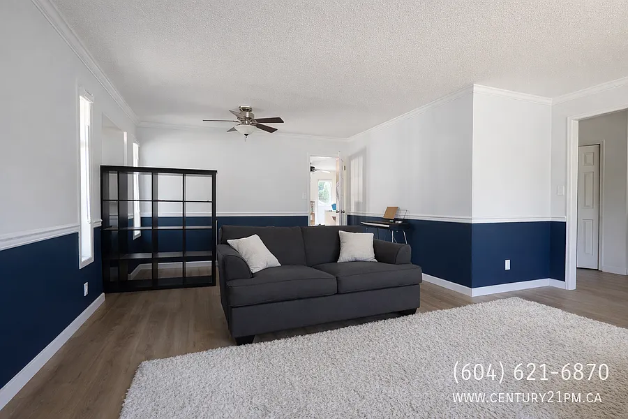 3 bed, 2.0 bath, 1343 sqft, $2,700 — Photo 4