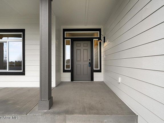 2nd image of 2848 N Wrenley Ln
