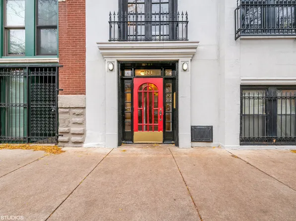 871 N La Salle Dr Unit 3, Chicago, IL 60610