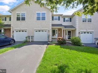 106 Fairway Dr, Collegeville, PA 19426
