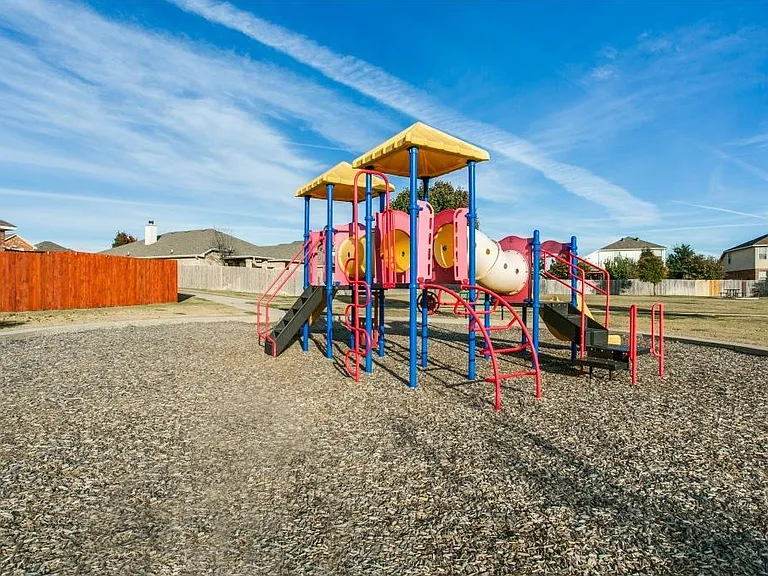 11937 Brown Fox Dr — Photo 10