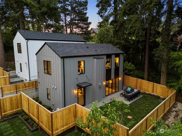 825 NE 96th Street, Seattle, WA 98115