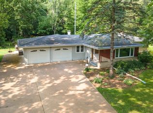 2932 Witzel Ave, Oshkosh, WI 54904