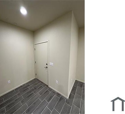 3rd image of 13701 El Rio Ln