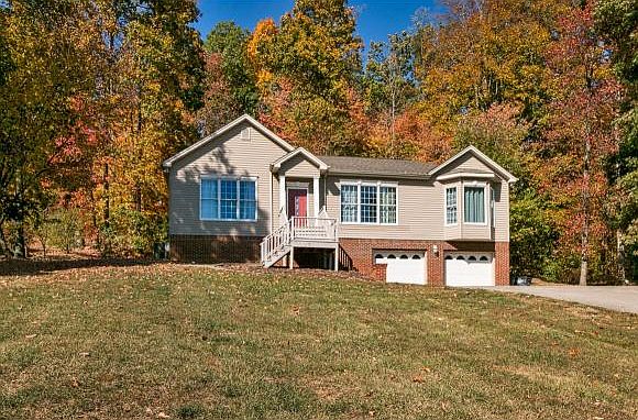 1st image of 221 Montsweag Ct