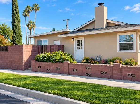 23142 Strathern St, Canoga Park, CA 91304