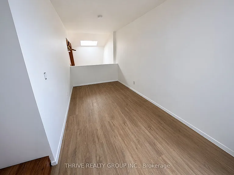 87 Frank St #301 — Photo 6
